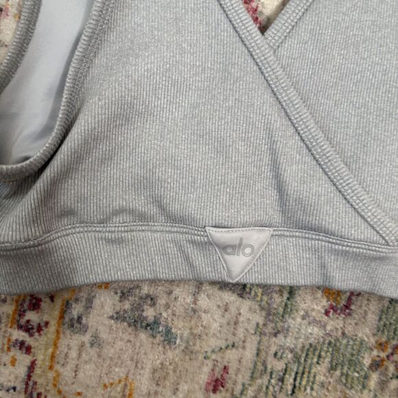 Alo Yoga Workout Set - Picture 12 of 13